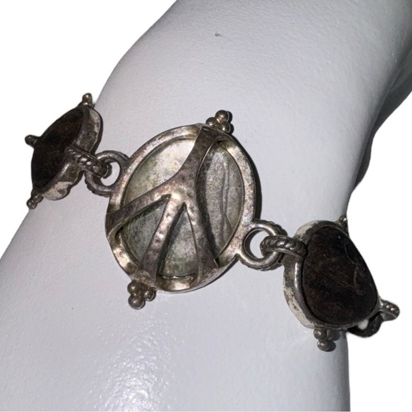 Lucky Brand Peace Sign Wood Inlay Bracelet - Picture 2 of 7